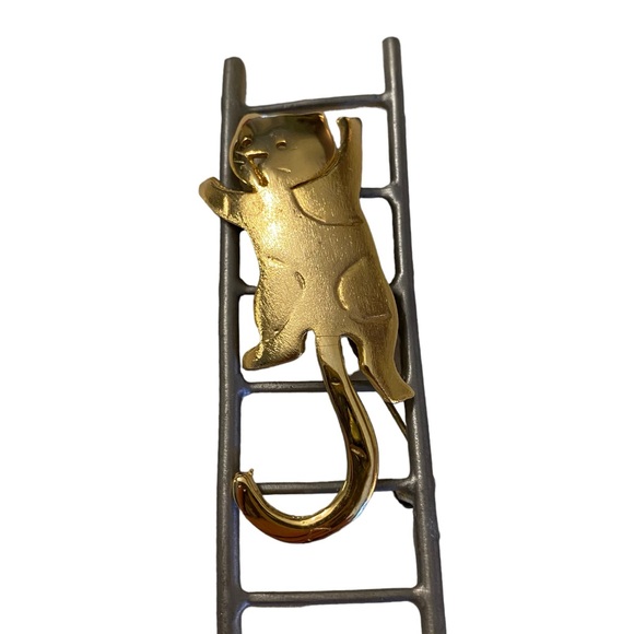 VTG Ultra Craft Cat On Ladder Goldstone And Pewter 3.25” Brooch Pin - Picture 1 of 4